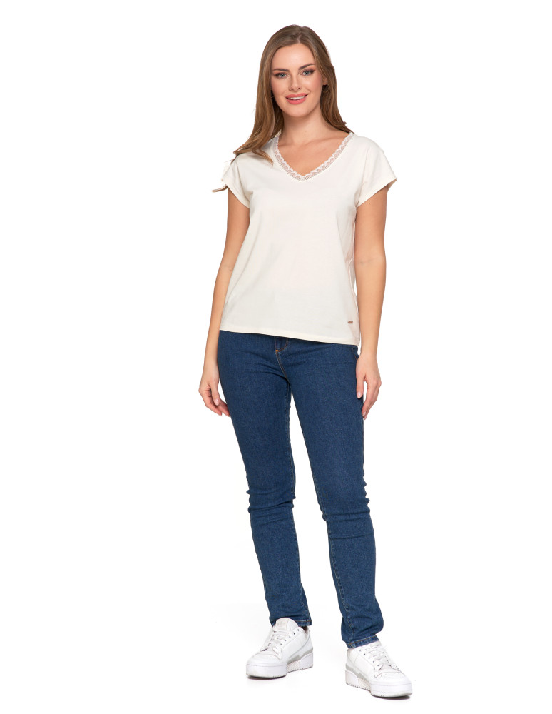 Bluzki i koszule - Bluzka damska bawełniana z koronkowym dekoltem BIAŁY  - produkt moraj.pl 4