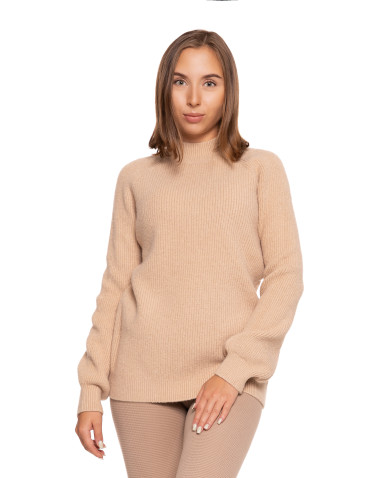 Sweter damski z miękkiej dzianiny o luźnym kroju