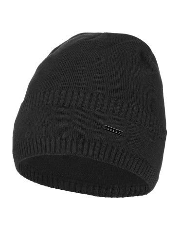 Klasyczna czapka męska ocieplana polarem czarna