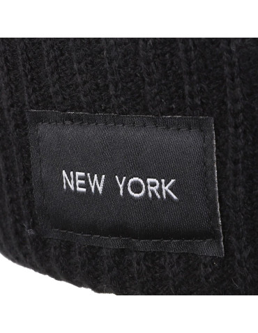Czapki i opaski - Czarna czapka damska typu beanie z naszywką NEW YORK CZARNY - produkt 4