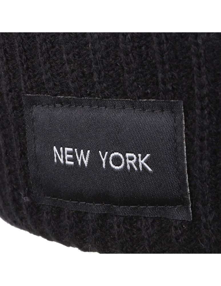 Czapki i opaski - Czarna czapka damska typu beanie z naszywką NEW YORK CZARNY  - produkt moraj.pl 4