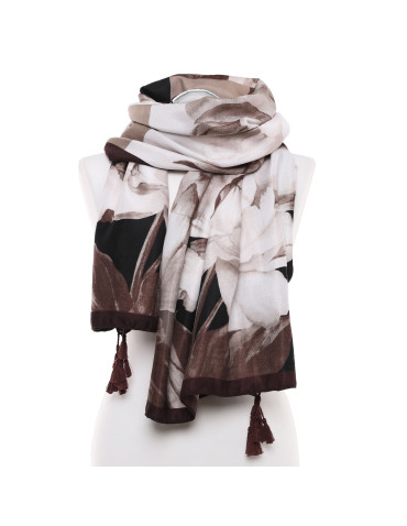 Szal damski z kwiatowym motywem i frędzlami