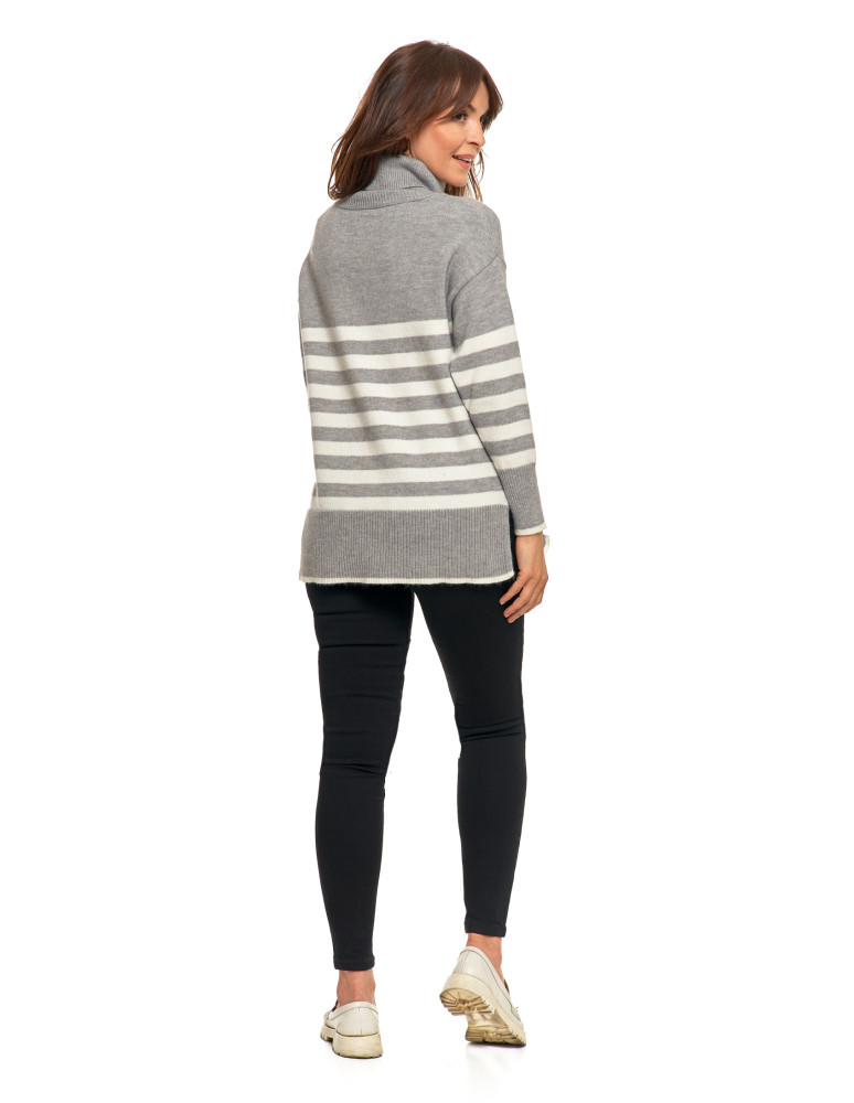 Swetry i kardigany - Sweter damski w paski z golfem o luźnym kroju SZARY - produkt moraj.pl 8
