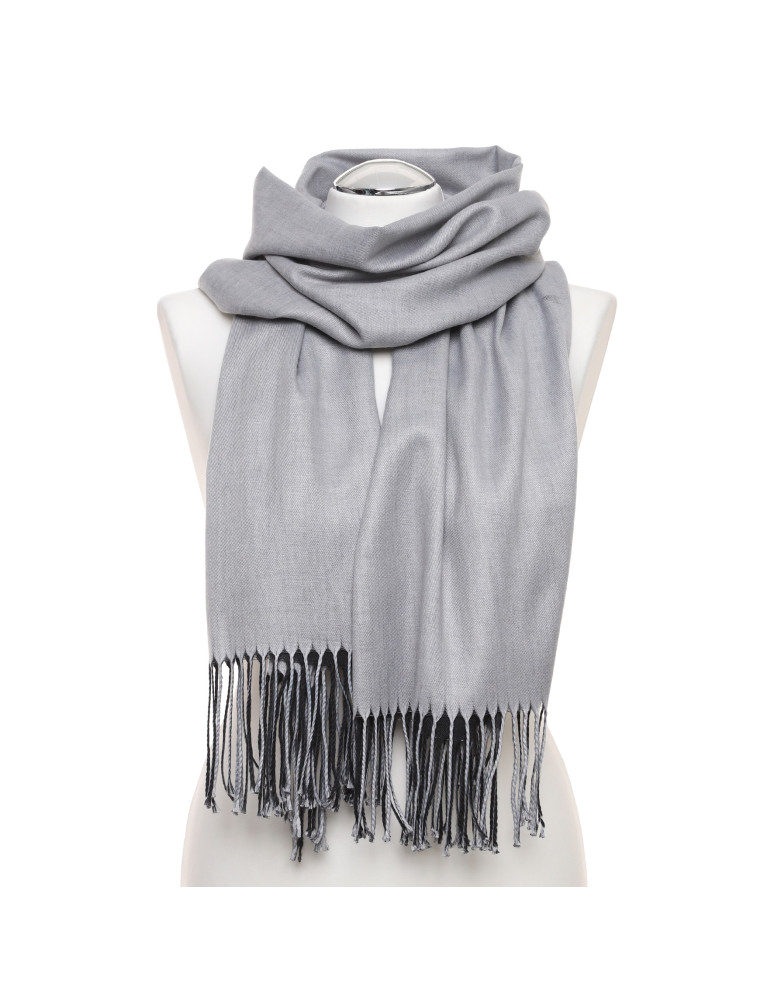 Szale i chusty - Damski cienki szal dwustronny z frędzlami CZARNY  - produkt moraj.pl 2