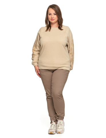 Bluzy damskie - Bluza damska ocpielana ze złotym kwiatowym nadrukiem BEŻOWY - produkt 13