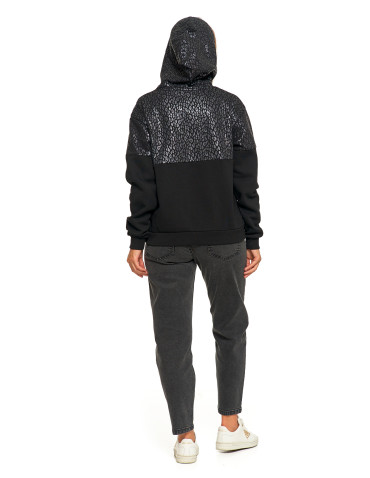 Bluzy damskie - Damska bluza z kapturem ocieplana z motywem graficznym CZARNY - produkt 13