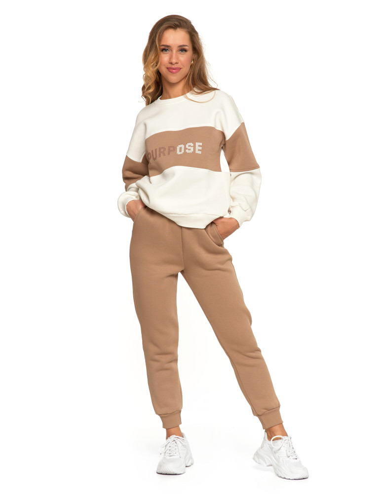 Bluzy damskie - Damska bluza luźna ocieplana z napisem BEŻOWY - produkt moraj.pl 6