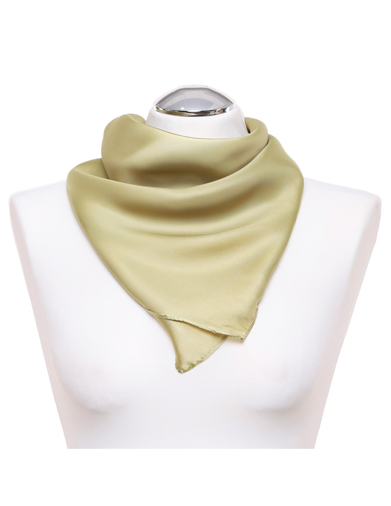 Szale i chusty - Damska apaszka satynowa gładka ZIELONY - produkt moraj.pl 1