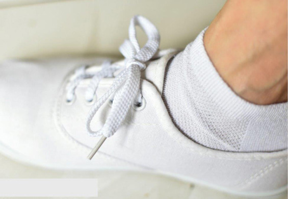 Jak dobrać skarpetki do butów? 3 świetne propozycje!