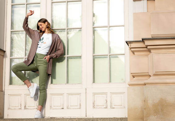 Modne stylizacje z kardiganem - 5 pomysłów na jesień