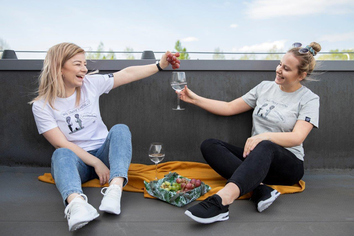 Postaw na polski design w swojej szafie - Moraj&Żartowniś Ponury